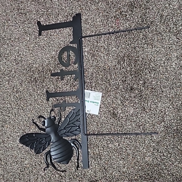 NEW, BEE BUNDLE - Picture 4 of 13